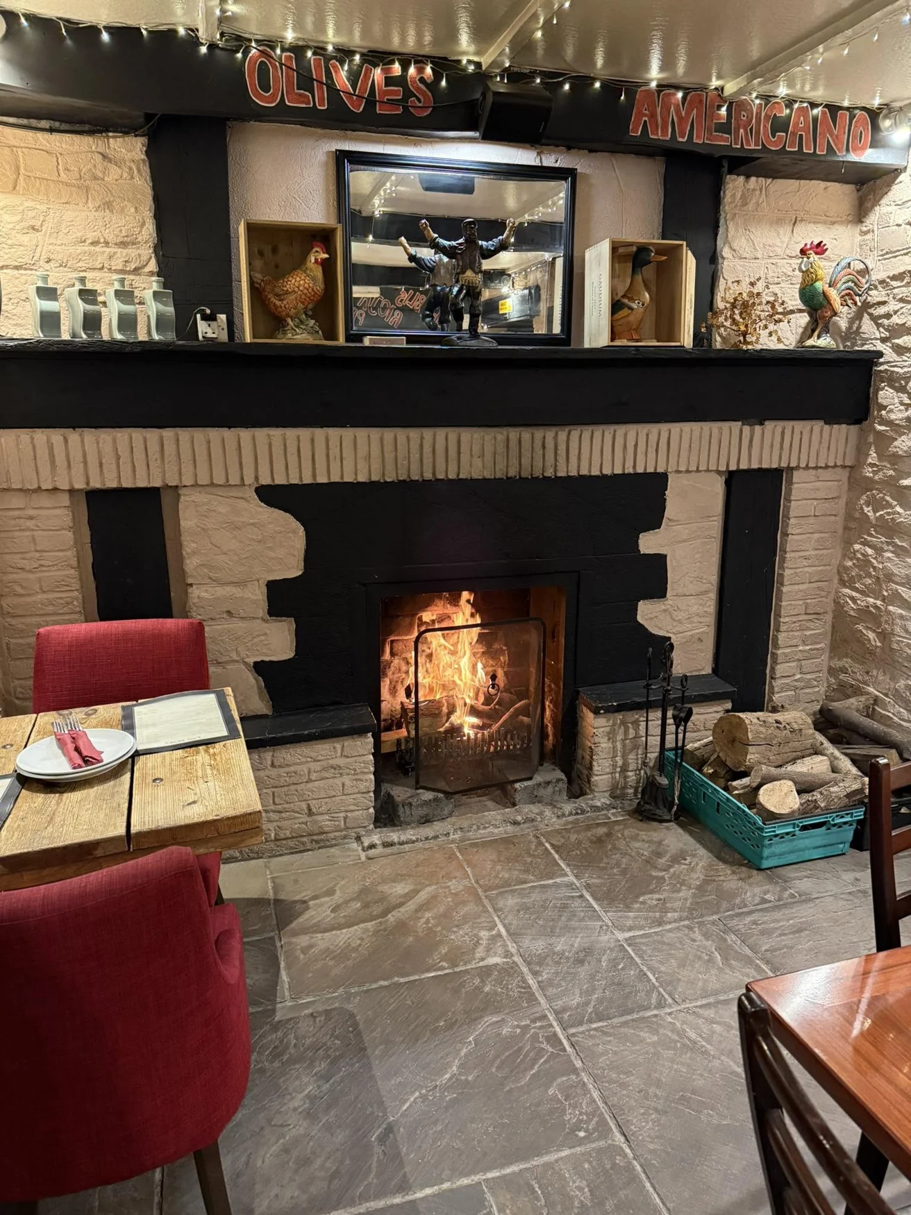 Warm fireplace inside Los Reyes